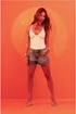 shorts-jeans-curto-lavagem-sujinho-31913