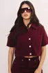 camisa-cropped-oversized-vinho-07135