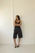 bermuda-flavia-black-com-bolsos-e-fivelas-31943